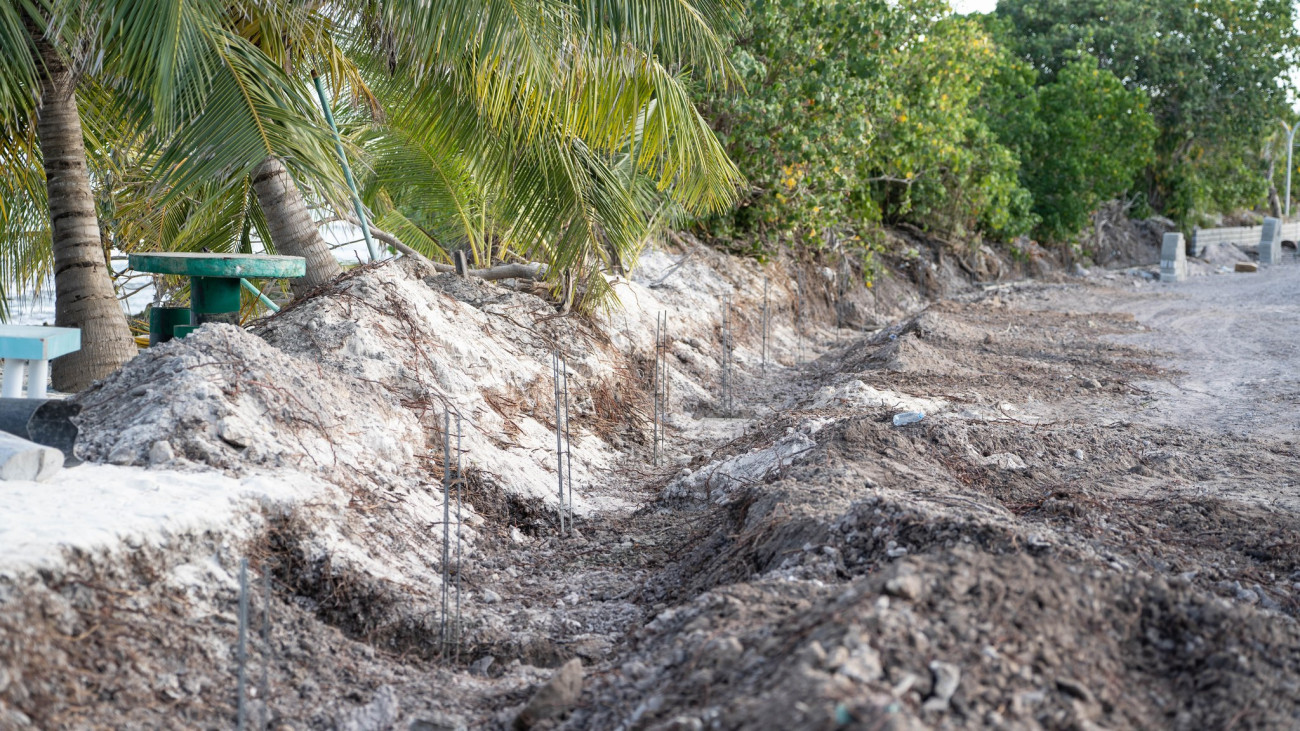 ދެކޮނު ކުޅި ތަރައްޤީ ކުރުމުގެ މަޝްރޫޢު