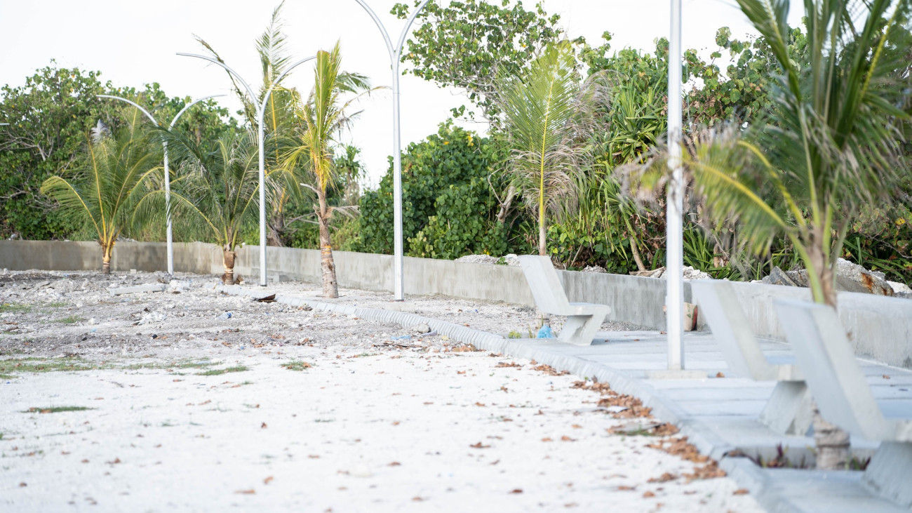 ދެކޮނު ކުޅި ތަރައްޤީ ކުރުމުގެ މަޝްރޫޢު