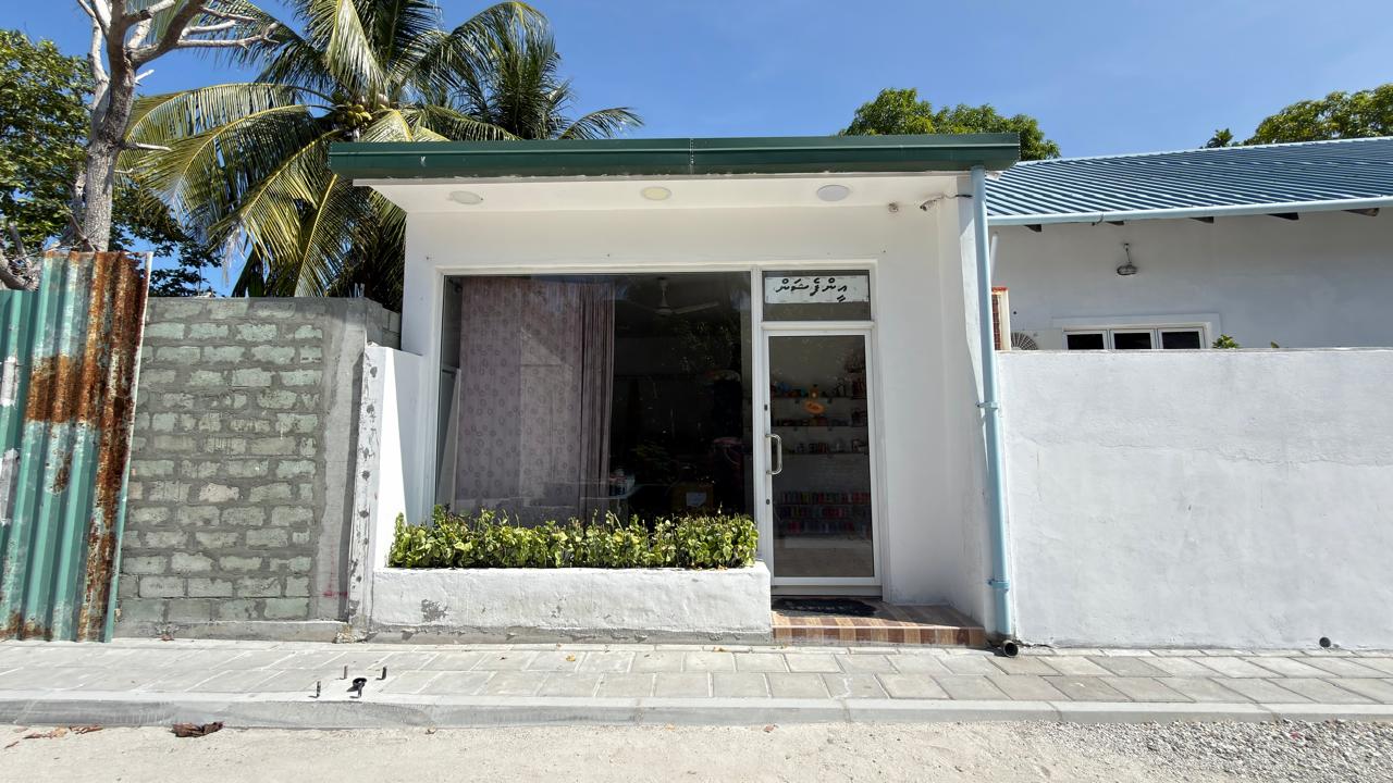 އީން ފެޝަން / ރޯޒިންވިލާ / 7884997